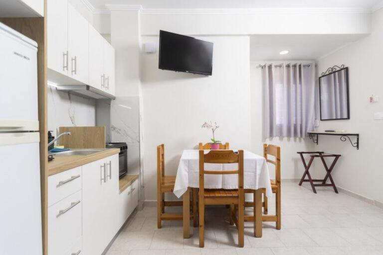 Katerina Apartments 佩科霍里 外观 照片